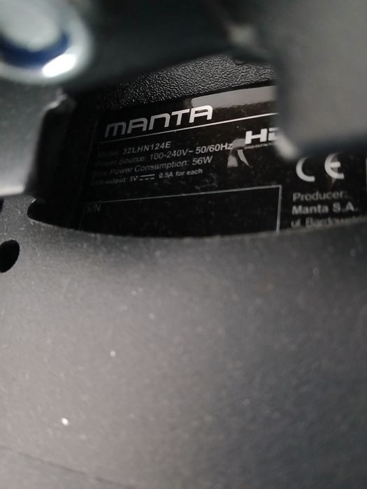 Telewuzor MANTA 32LHN124E z wieszakiem, posiadam również nóżki.