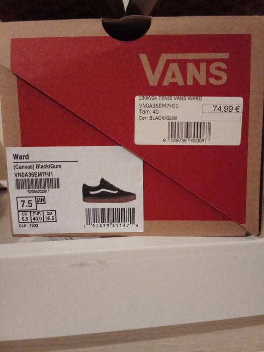 Sapatilhas Vans Black/Gum