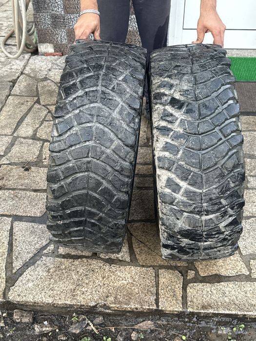 Pneus de jipe para venda