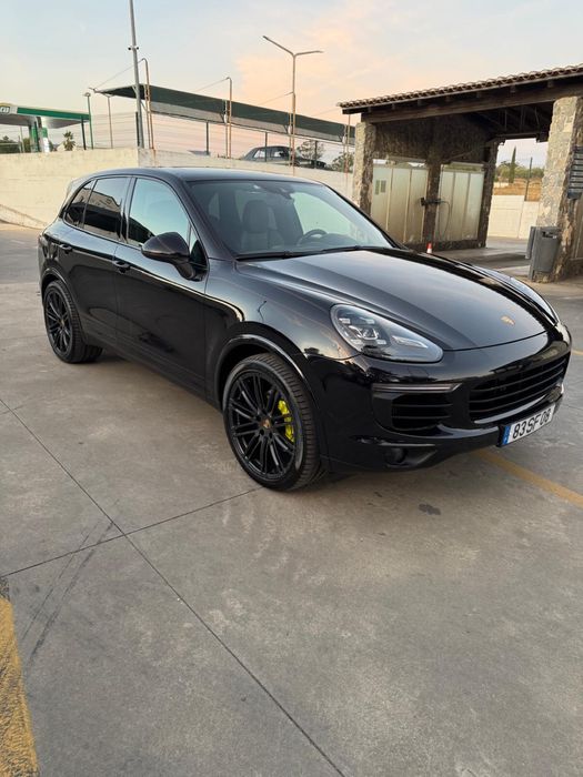 Porche Cayenne Platinium Editon