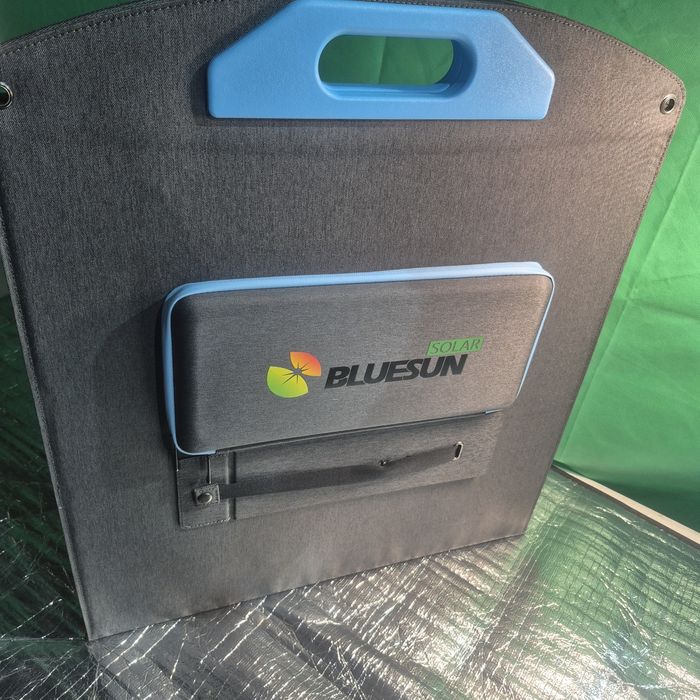 Panel Sloneczny Skladany 100W z Modułem i Różnymi Wejsciami