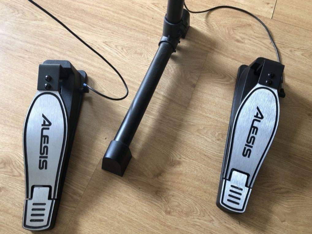 Bateria Eletrônica Alesis Turbo Mesh Kit - NOVA na caixa