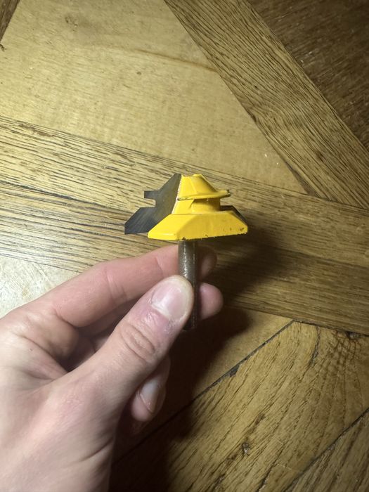 Фреза для кутового зрощення