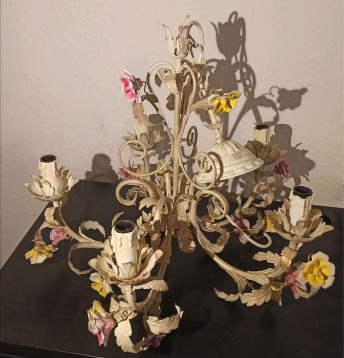 Lustre e candeeiro florentino de porcelana