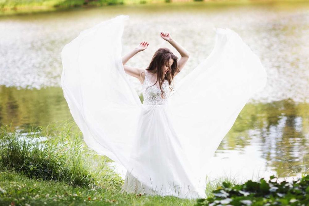 Suknia ślubna 36 z jedwabiem, ręcznie zdobiona