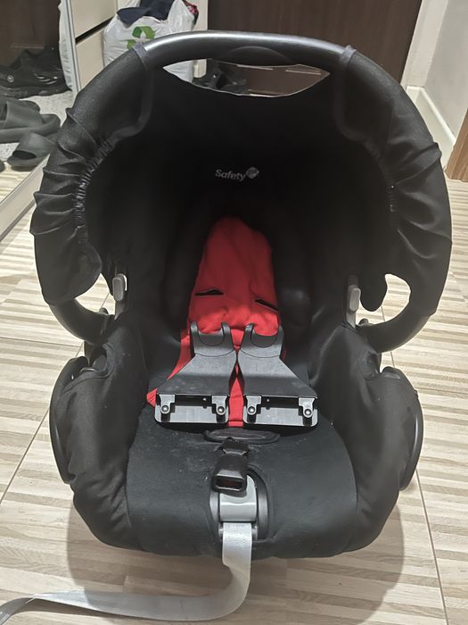 Nosidełko + adaptery uniwersalne  + wkładka dla noworodka