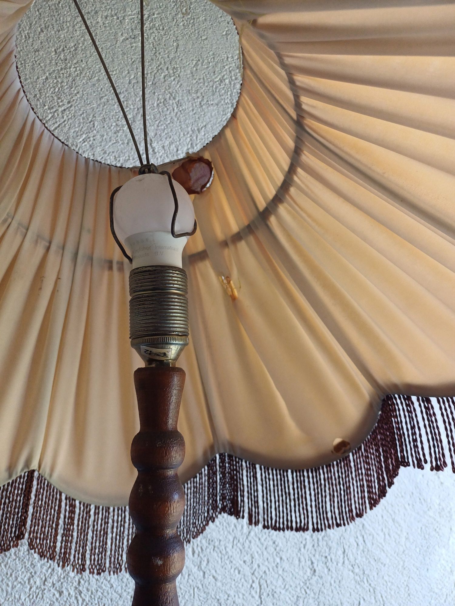 Lampa stojąca z PRL