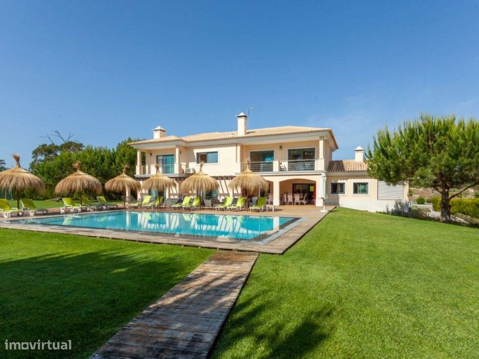 Moradia T5 com piscina em Soltróia, Setúbal