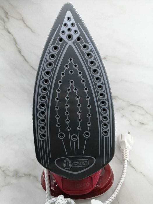 Żelazko Tefal Ultragliss Plus FV6810 Durilium AirGlide nowe