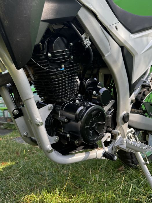 Продам мотоцикл Loncin sx2 lx250 gy-3