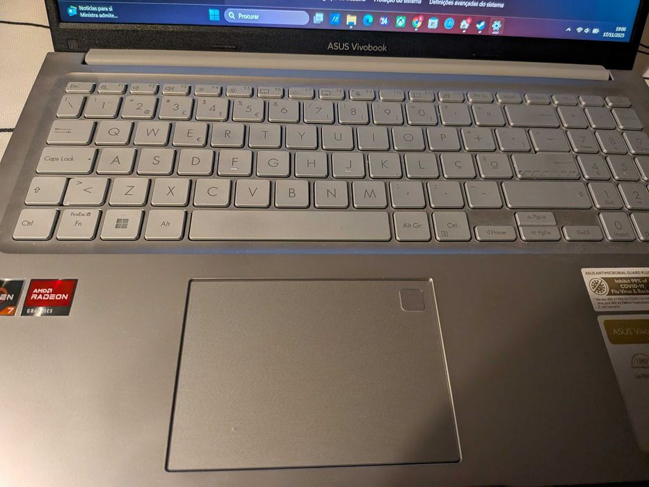 Computador Portátil ASUS Ryzen 7 16GB RAM 512GB SSD Excelente Estado