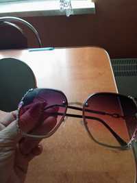 Nowe okulary przeciwsłoneczne odcieniu lekki fiolet cena 20