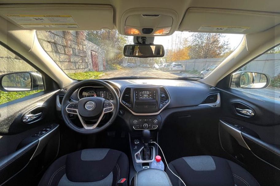 Jeep Cherokee 2018