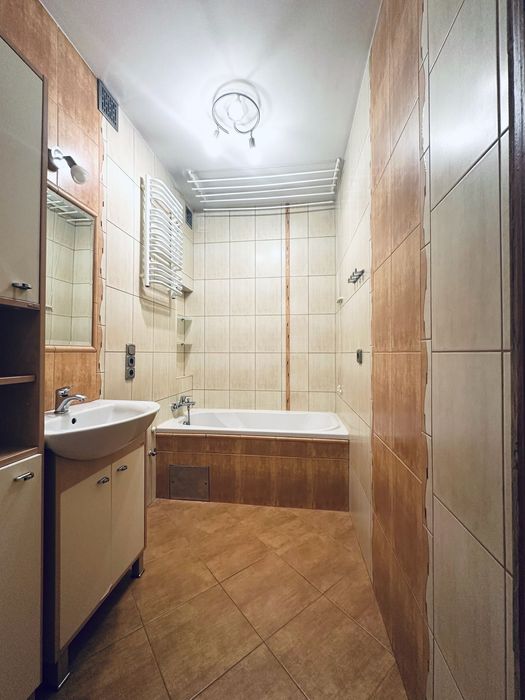 REZEWACJA Wynajmę mieszkanie M3