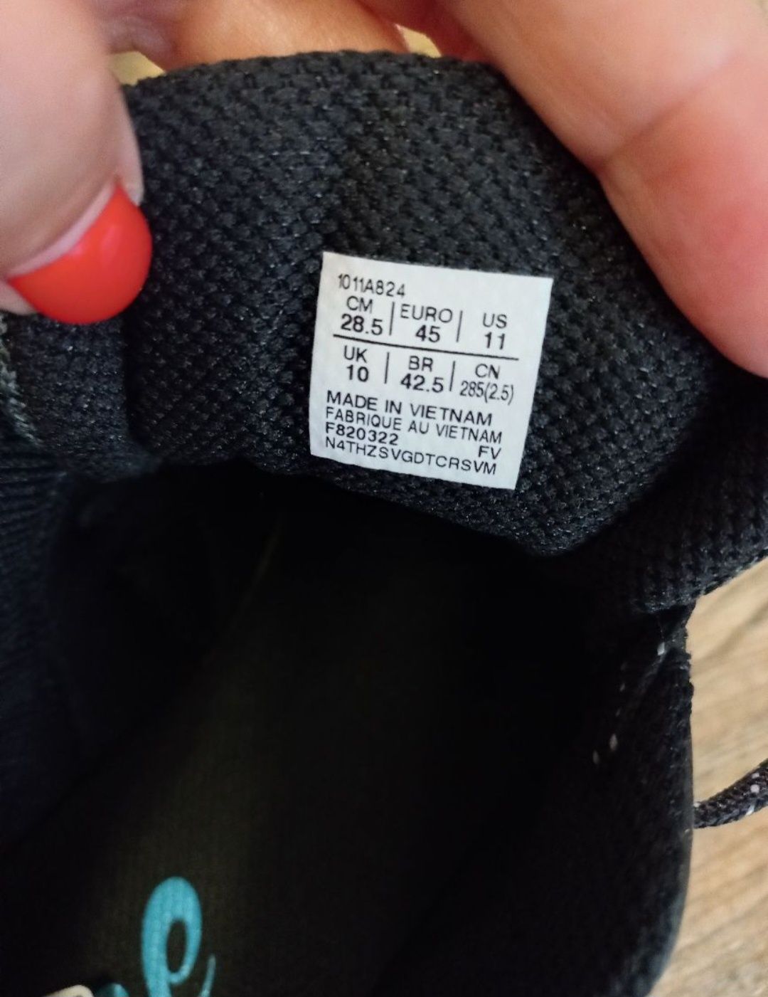 Кросівки Asics Gel- Venture 8 розмір 45 в см 28.7