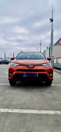 Toyota Rav4 2016 XLE, AWD газ/бензин