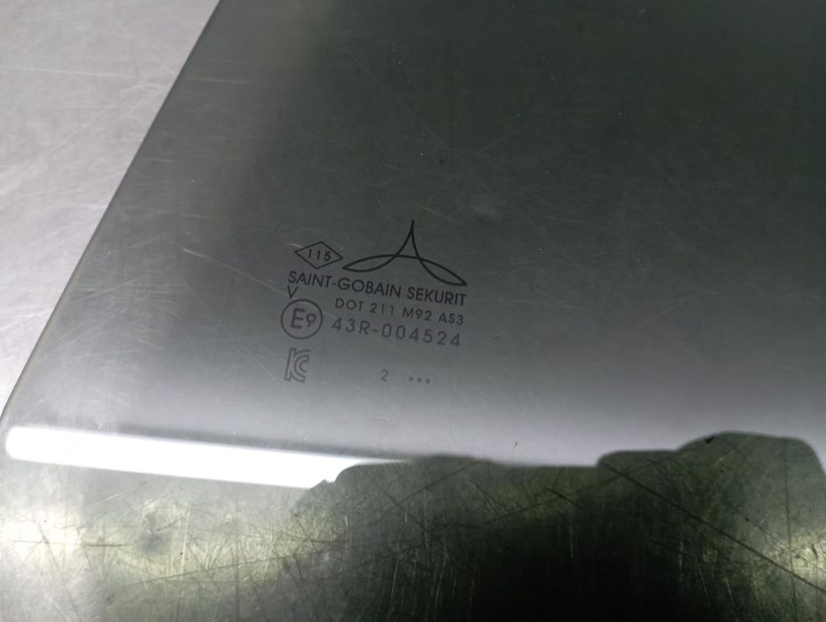 Vidro porta trás esquerdo RENAULT Captur II