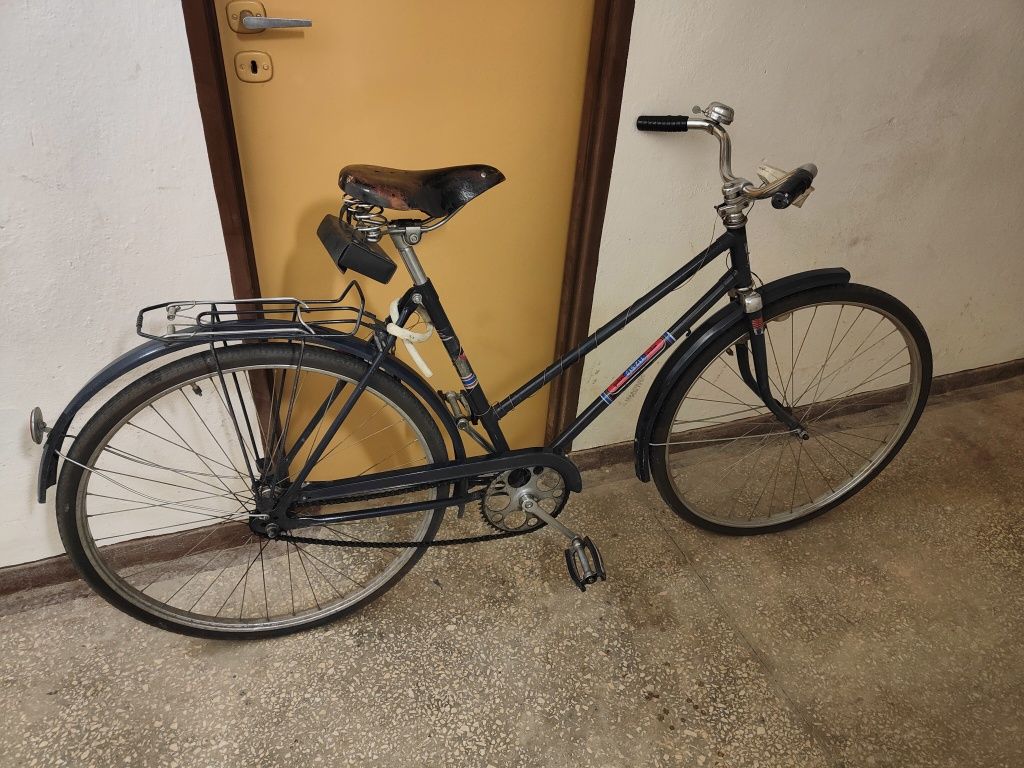 Retro rower PRL zabytek