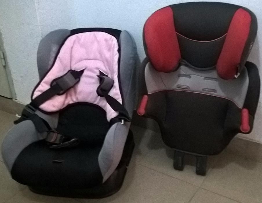 Encosto para Cadeira de bébé para automóvel (Vermelho / Preto)