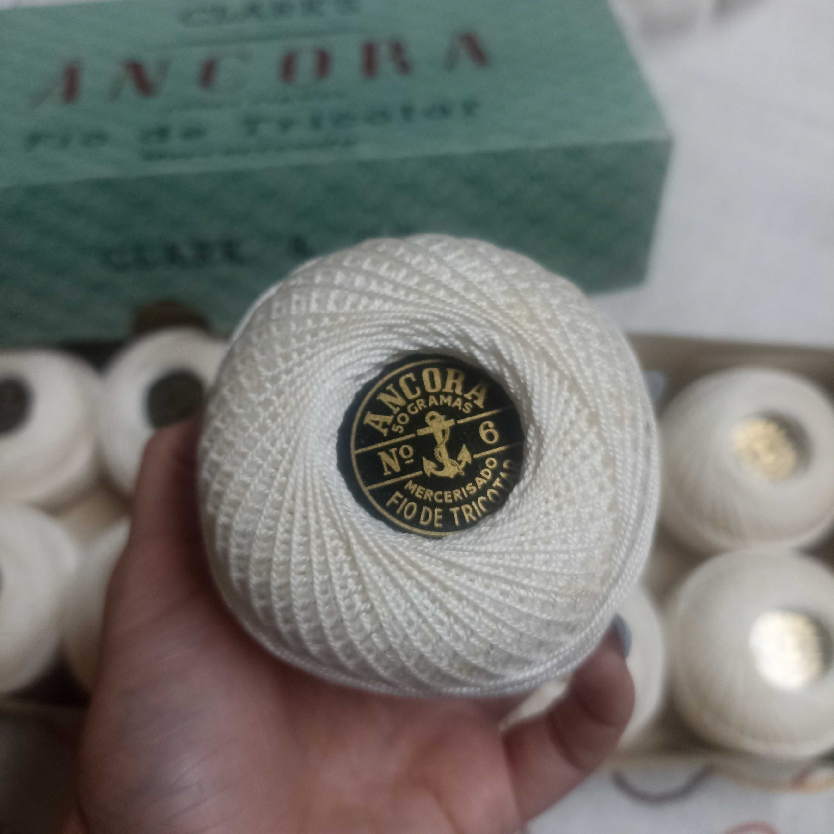 caixas de fio de tricotar âncora n°6