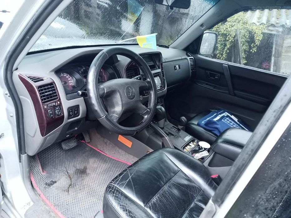 Продам Мицубиси Паджеро