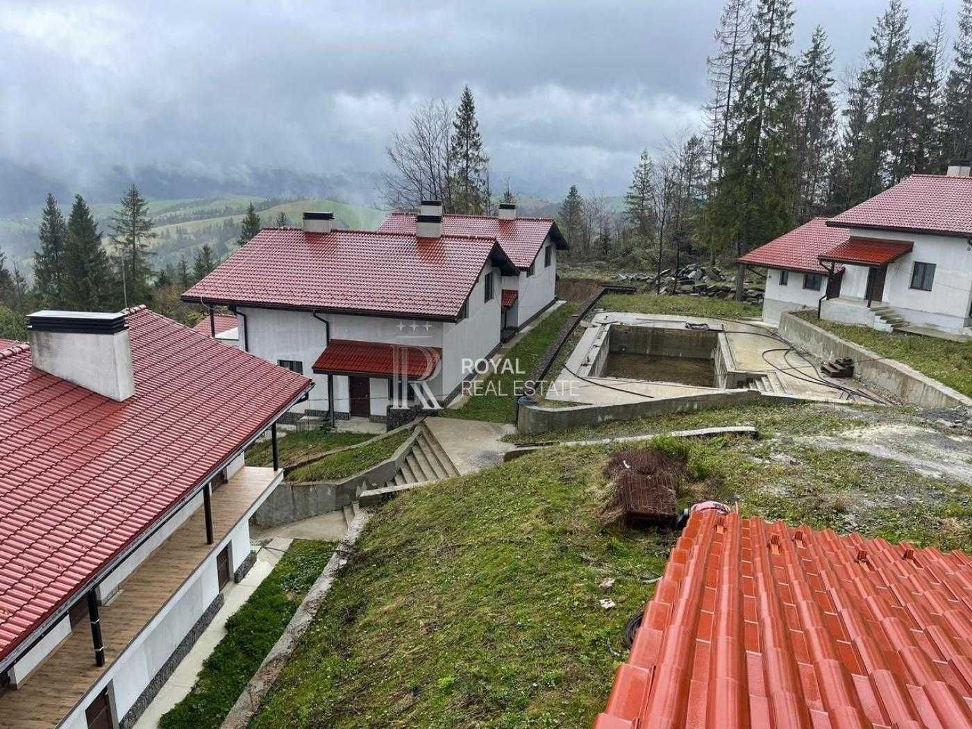 Продаж готельний комплекс 1893 м2, 85 сот Пилипець Буковель Закарпаття