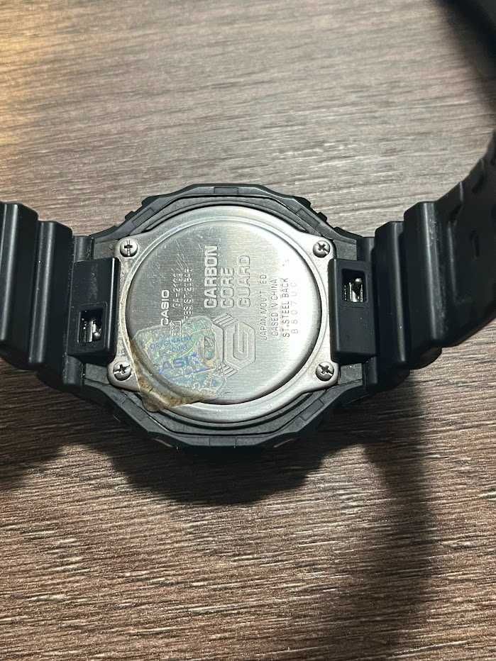 Zegarek Casio G-SHOCK GA-2100-1A1ER hologram