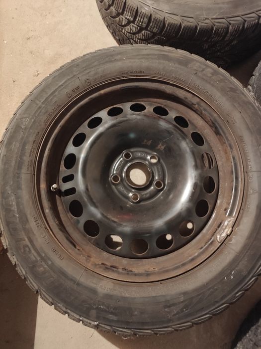 Opony z felgami stalowymi 205/60r16