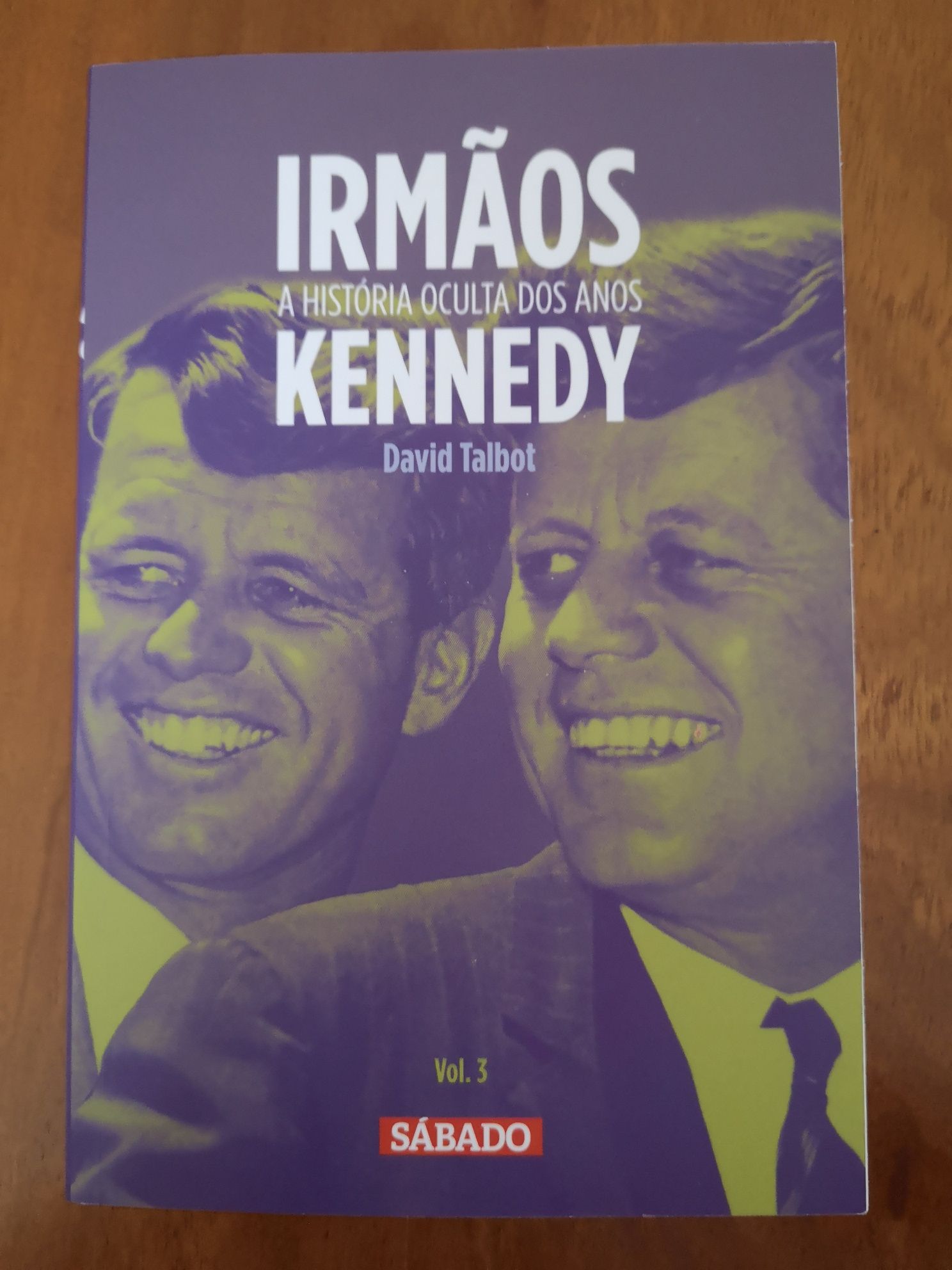 Livro Irmãos Kennedy