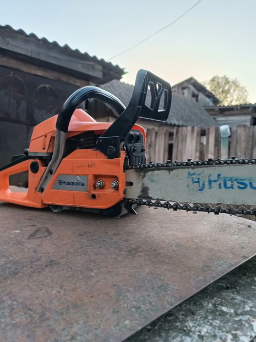 Продам пилу Хусварна 365 спеціал