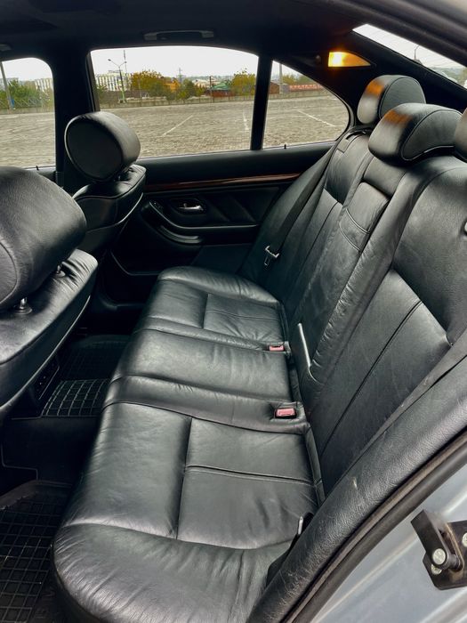 BMW e39 523i автомат БМВ е39