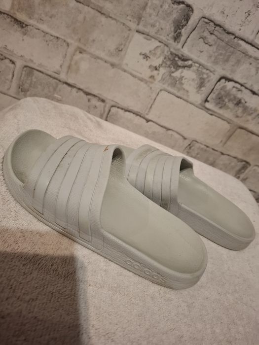 3zł lub Gratis do zakupów Klapki łacie obuwie adidas 37 24cm szare