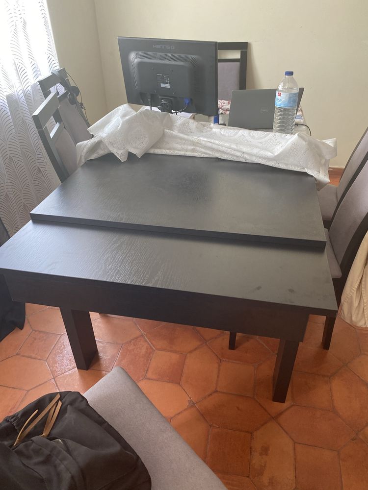 Mesa extensivel + 6 cadeiras