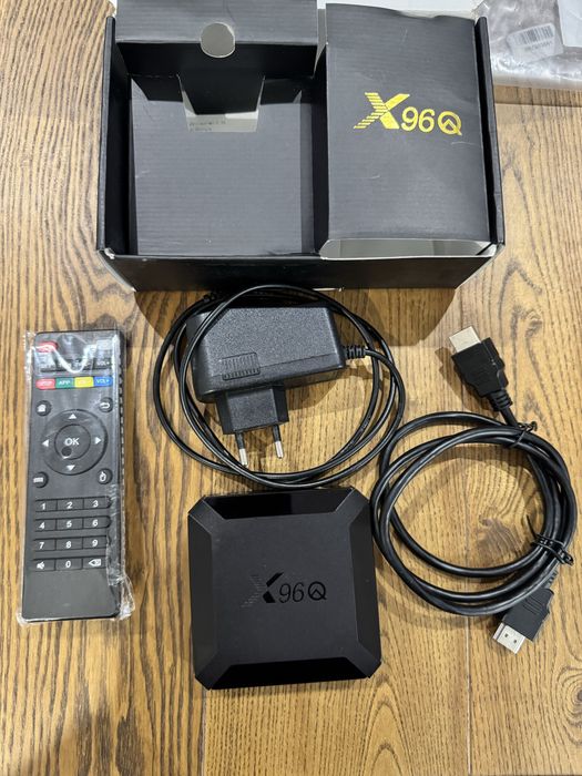 Приставка ТВ smart tv X96Q