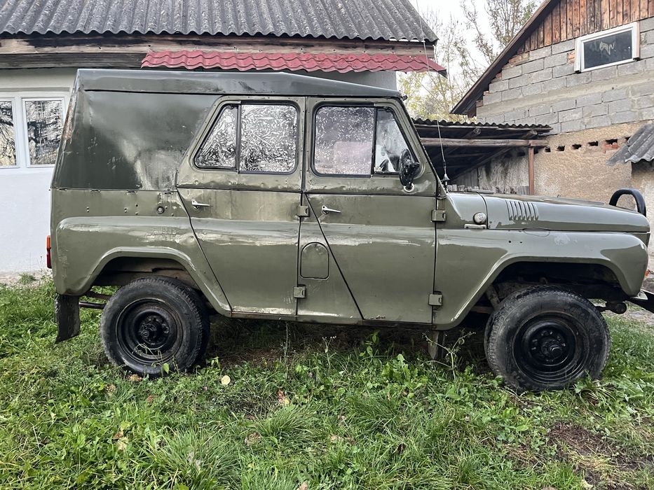 Бобик уаз 469 воєнні мости