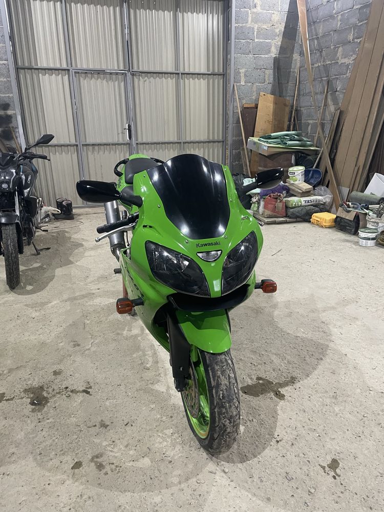 Продам Kawasaki zx6 r