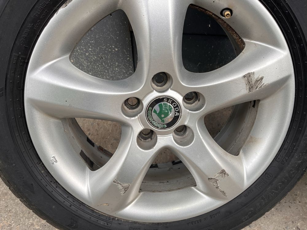 185/60 R 15 skoda fabia