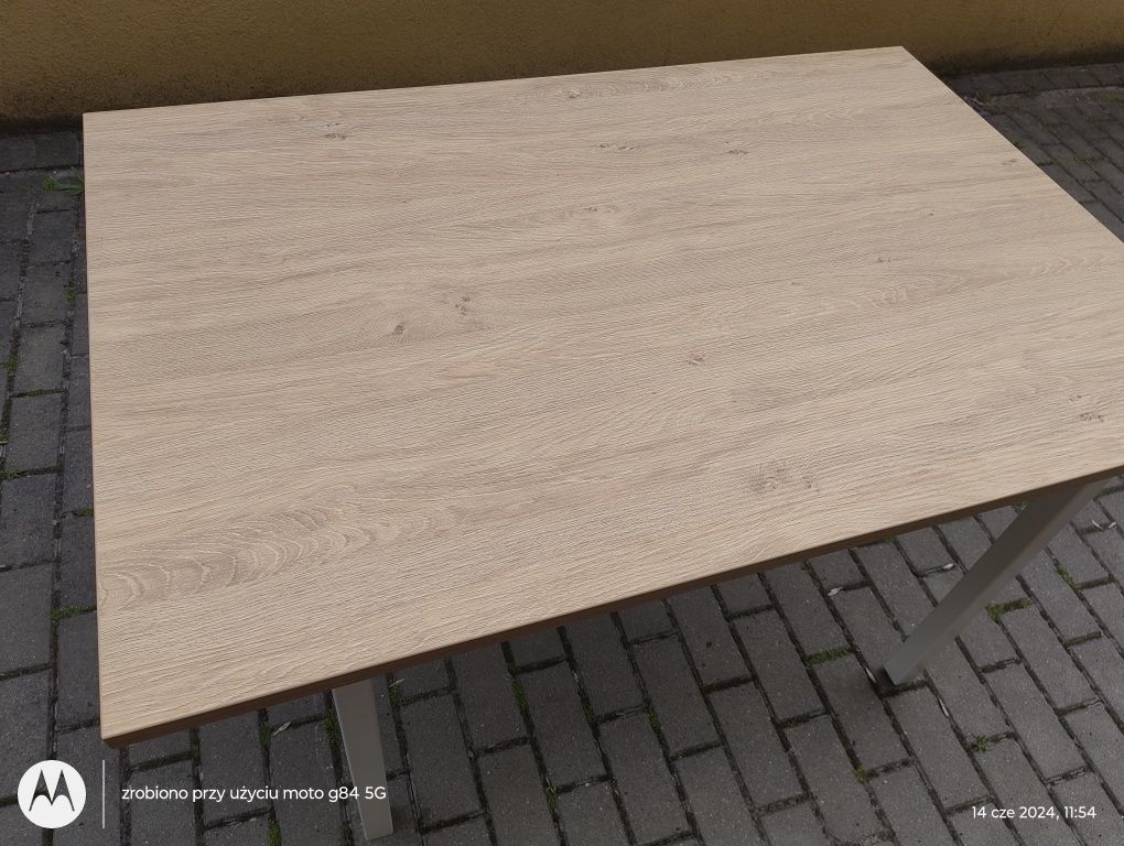 Nowy stół do salonu kuchni pokoju biały loft blat drewnopodobny
