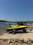 Sea Doo GTX 185 cv Supercharged 85 Horas de uso - 3 Lugares