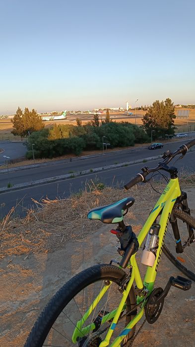 Bicicleta em ótimo estado.