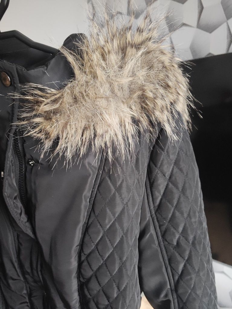 Nowa kurtka zimowa z paskiem H&M