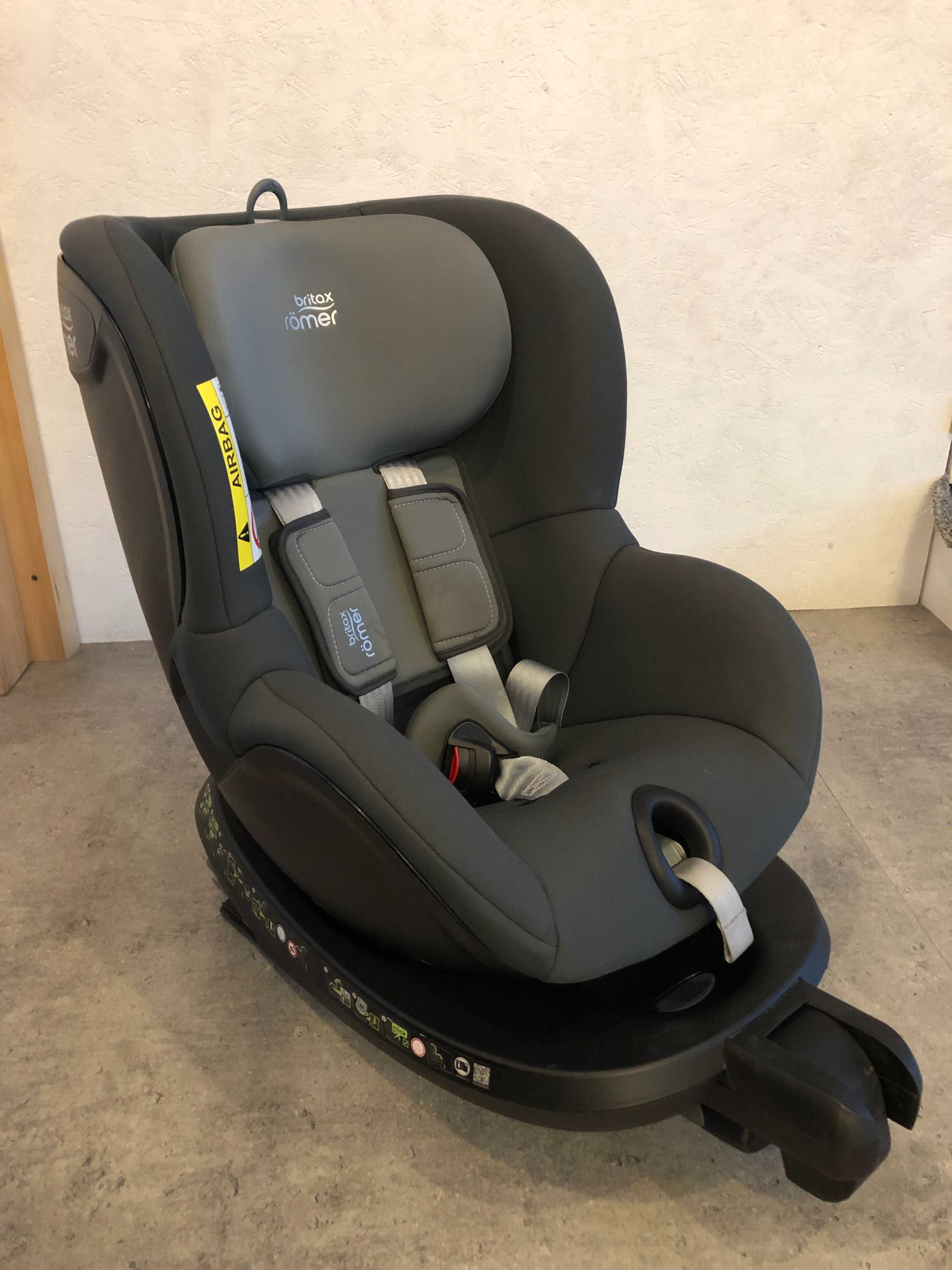 Britax Romer Dualfix 2R Storm Grey - pierwsza sztuka