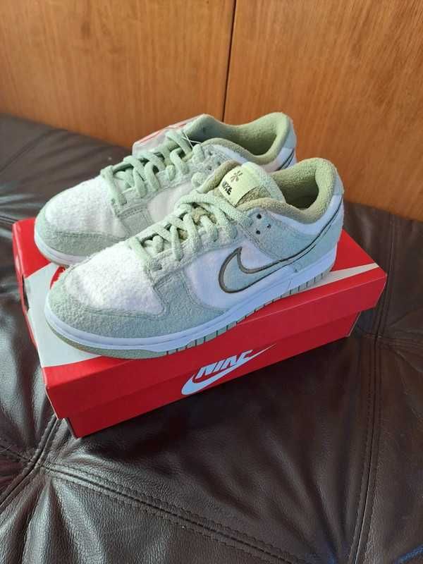 Nike Dunk Low Fleece Green