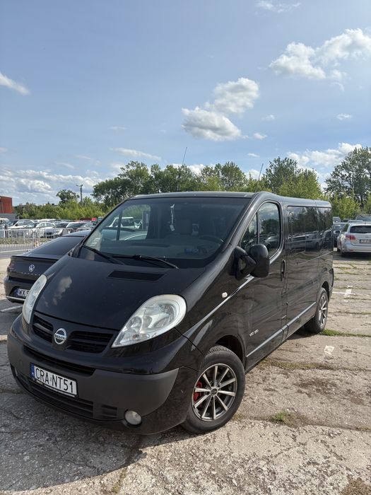 Nissan Primastar.2.5 silnik 180 koni 7 miejsc