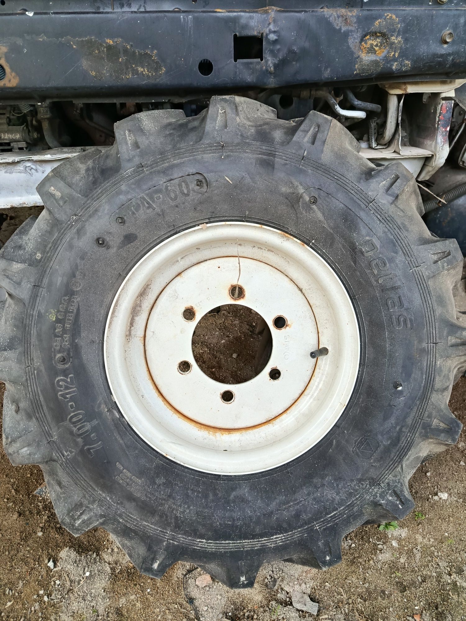 Pneus para trator New Holland