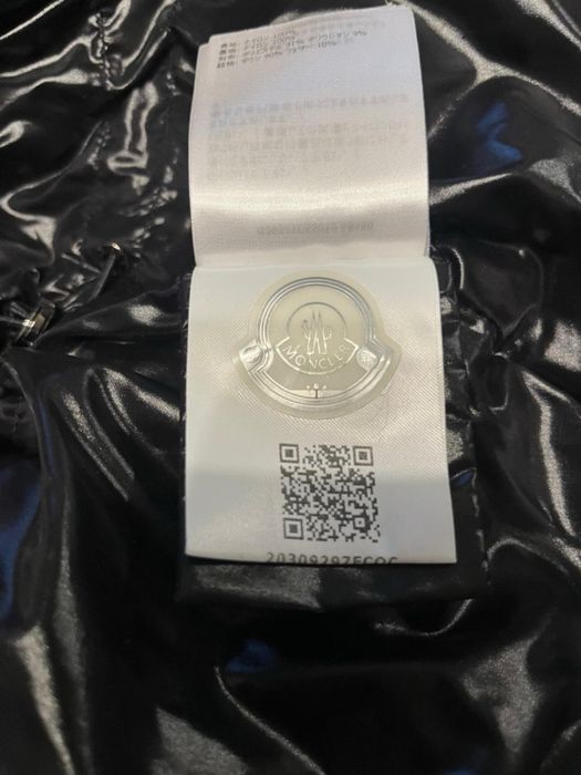 Plaszcz puchowy moncler stan idealny