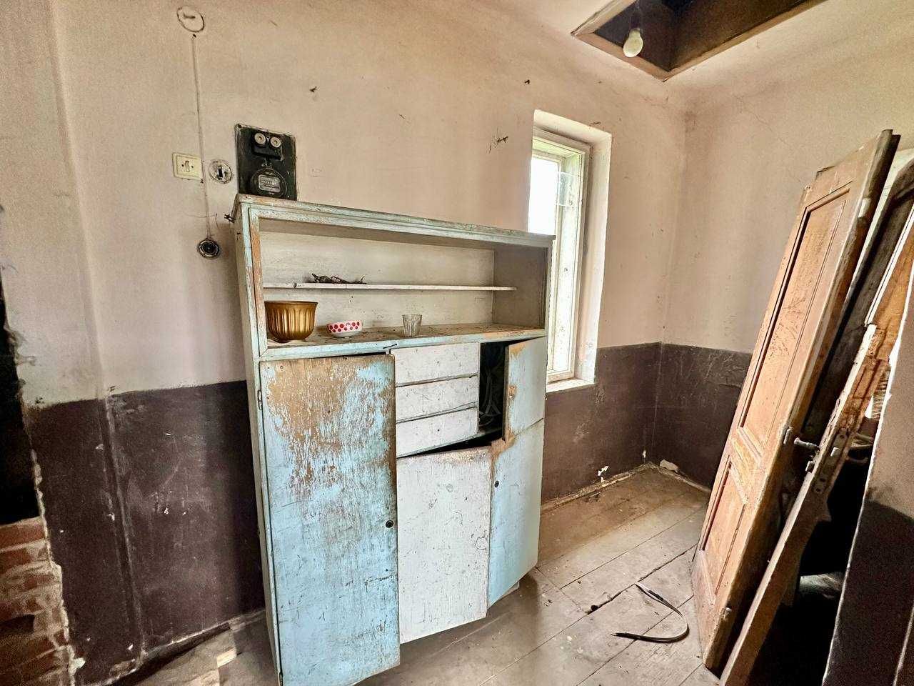 Продається цегляний будинок у м.Дрогобич  вул.Зубрицького