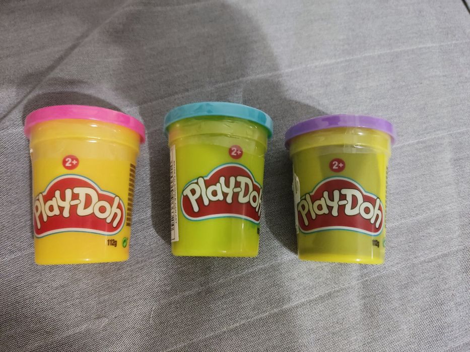 Pojedyncze puszki Play doh 112 g (rozmiar XL)