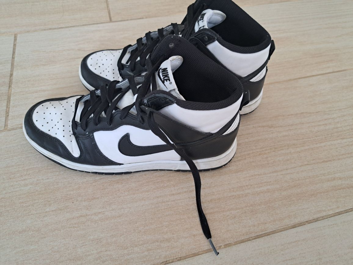 Nike pandy r 42.5
