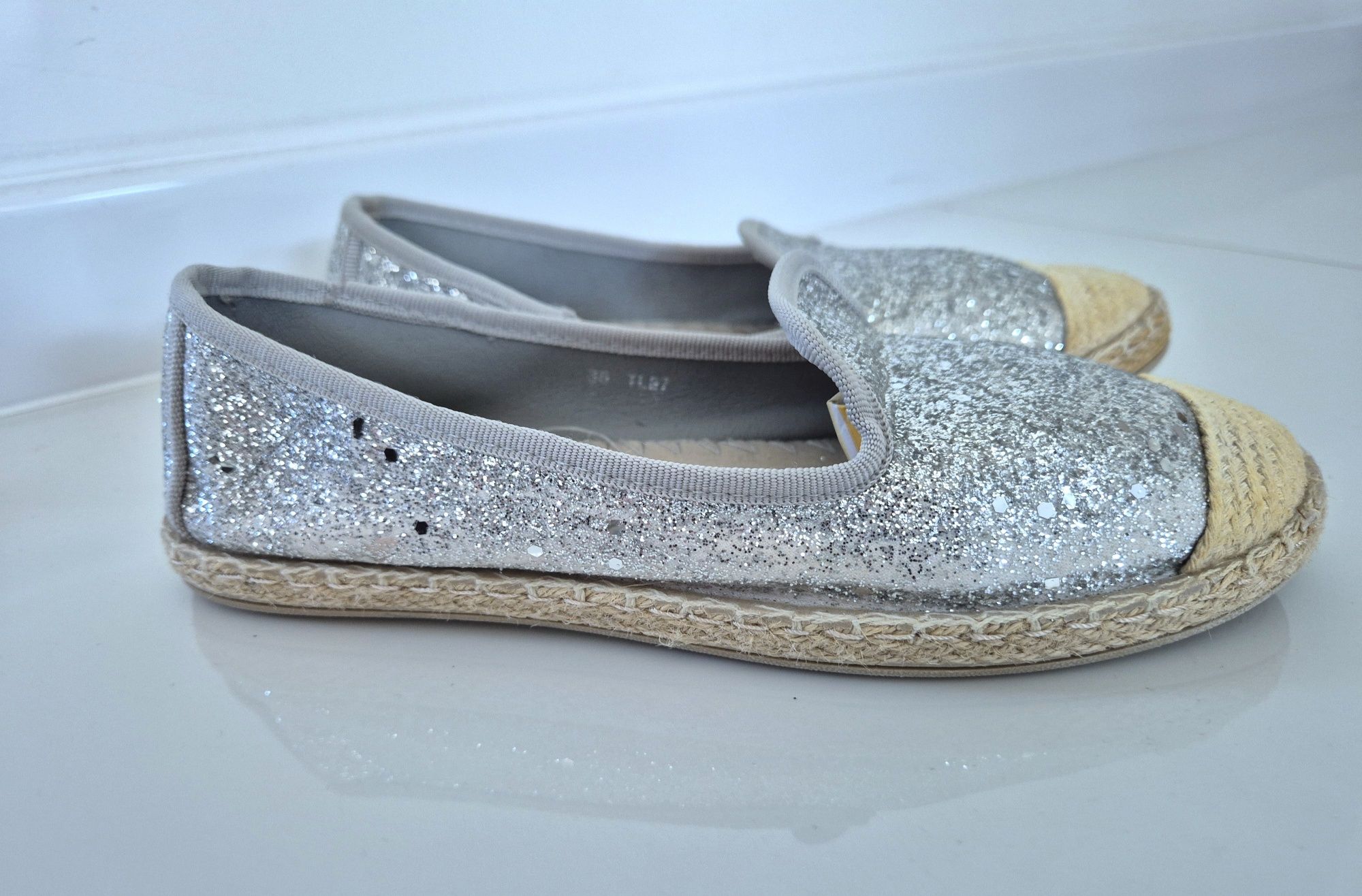 Espadryle brokatowe